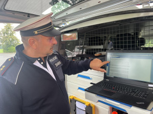 Policie má nové přístroje na dokumentaci dopravních nehod. Ušetří zhruba polovinu času