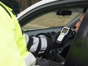Policie v hradeckém kraji přistihne sedm řidičů pod vlivem alkoholu denně