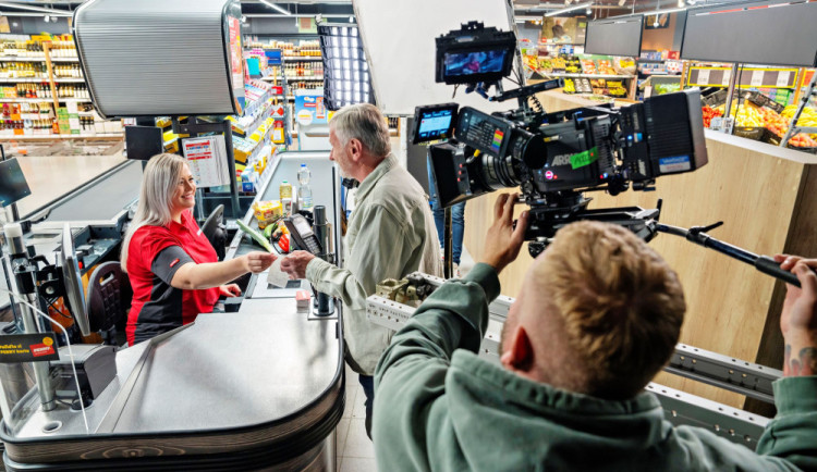 PENNY je v nové kampani všem hrdým sousedempenny, odpovědnost, společnost,