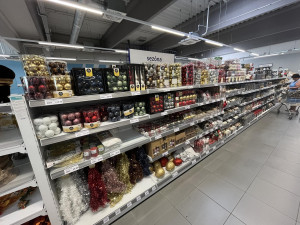 ANKETA: Hradecké obchody už nabízí vánoční zboží. Do Vánoc přitom zbývá přes tři měsíce