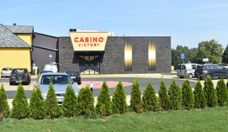 Díky kasinům staví vodovod či sportoviště. Přijdeme o 25 milionů, zlobí se starosta