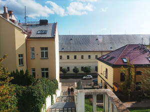 Gočárovy schody potěší oko cyklofanouška, už méně cestujících v MHD