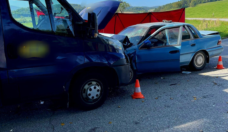 Další tragická nehoda na jihu Čech. Muž zemřel po střetu s dodávkou