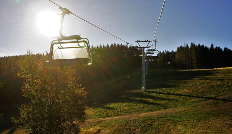 Skicentrum v Deštném v Orlických horách chystá výstavbu nové lanovky