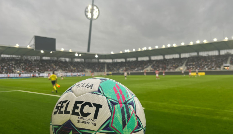 16913053422895-207-37