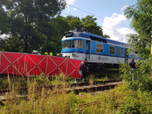 Vlak v České Skalici usmrtil dnes ráno člověka