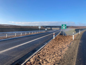 Úsek dálnice ze Sadové do Hradce má nepravomocné povolení. Stavba by mohla začít v příštím roce