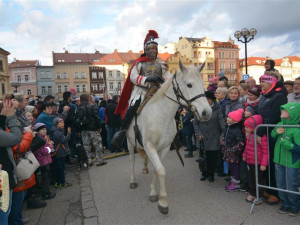 Martin na bílém koni má po roce namířeno pod Bílou věž