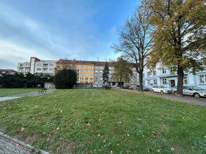 Hradec bude mít architektonickou soutěž na ulici s komunistickým monumentem