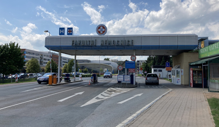 Fakultní nemocnice Hradec Králové má jiný informační systém. Ten původní fungoval od roku 1996.