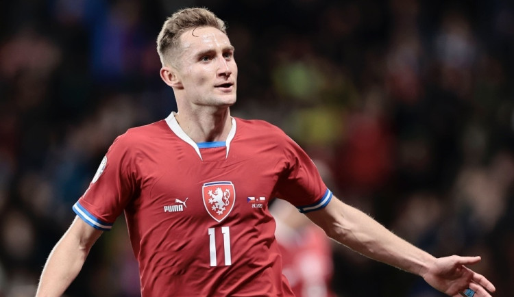 Před zápasem v Belmondu. Tři hráči reprezentace dostali vyhazov za noční eskapádu v Olomouci