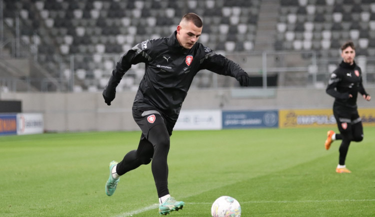 Lvíčata chtějí pod lízátky vyválčit ve federálním derby tři body