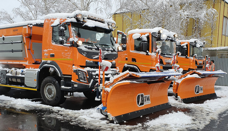 Jihočeští silničáři mají před zimou plné sklady. Do údržby přibyla jižní tangenta