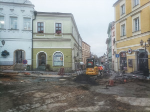 Hradecká ulice V kopečku bude brzy průjezdná, ale jen na pár měsíců