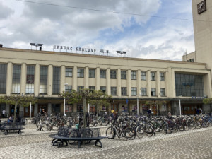 V roce 2024 se má rekonstruovat vlakové nádraží v Hradci Králové. Může to zkomplikovat dopravu