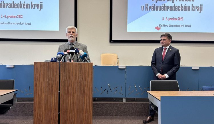 Prezident Pavel vyzval k zajištění rovnováhy mezi zájmy chovatelů a počtem vlků