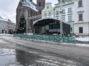 PŘEHLEDNĚ: Začínají vánoční trhy v Hradci Králové. Co je dobré vědět před jejich návštěvou?