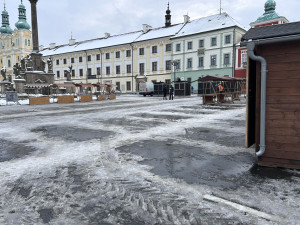 PŘEHLEDNĚ: Začínají vánoční trhy v Hradci Králové. Co je dobré vědět před jejich návštěvou?