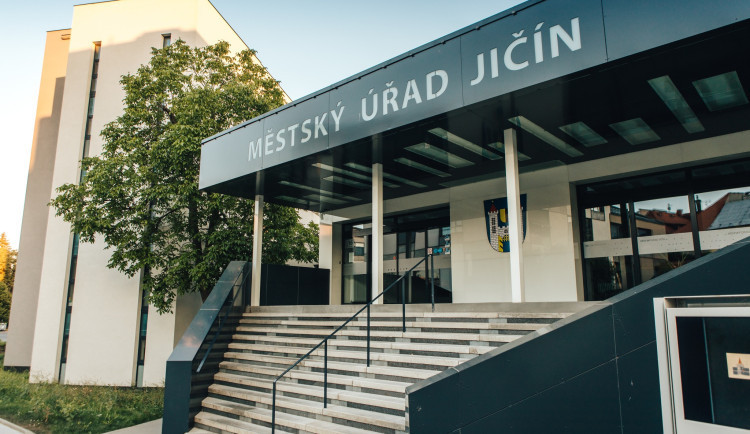 Jičín prodloužil firmě SeneCura termín pro stavbu domova seniorů o dva roky