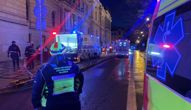 Mezi oběťmi čtvrteční střelby je i mladá členka dobrovolných hasičů ve Velichovkách