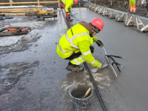 VIDEO: Stavba obchvatu Jaroměře je za polovinou. V provozu by měl být od září