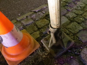 Řidič pod vlivem způsobil dopravní nehodu. Zavolal na sebe policii