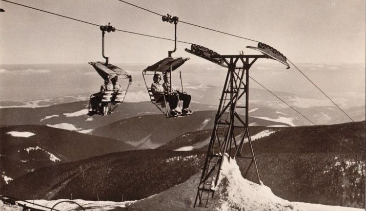 ČR, stavby, turistika, rekreace, 15. ledna, lanovka, Sněžka,