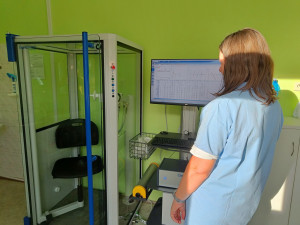 Jičínská nemocnice má nový přístroj na vyšetření plic. Doposud za ním pacienti jezdili do Hradce Králové