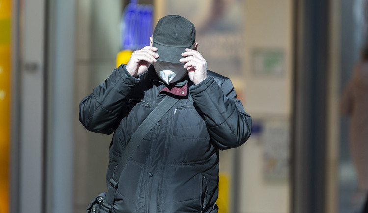 1648217819884-124-covid-respirator