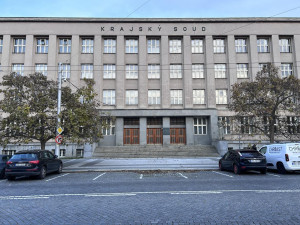 Hradecký krajský soud poslal muže za pokus o vraždu na šest let do vězení