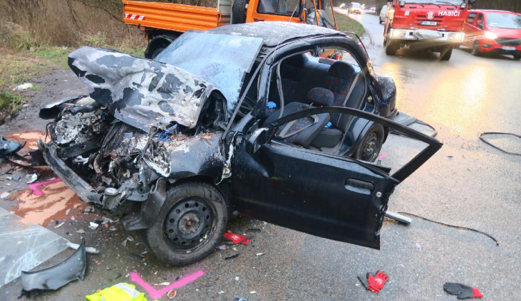 Při dopravních nehodách v lednu v Královéhradeckém kraji jeden mrtvý