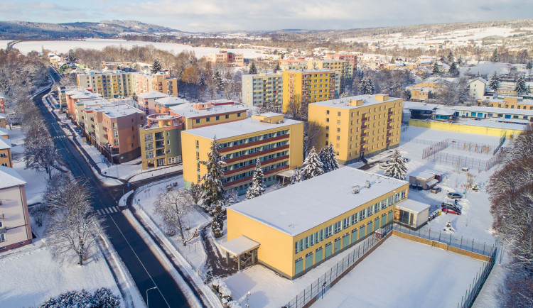 Dvůr Králové chce prodat budovu průmyslovky hradeckému kraji. Škole by to usnadnilo správu