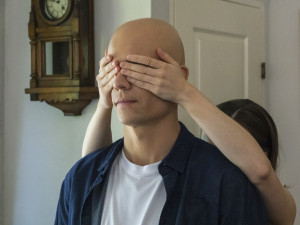 Česká televize odvysílala poslední díl seriálu Smysl pro Tumor natočený v Hradci Králové. Slaví úspěch