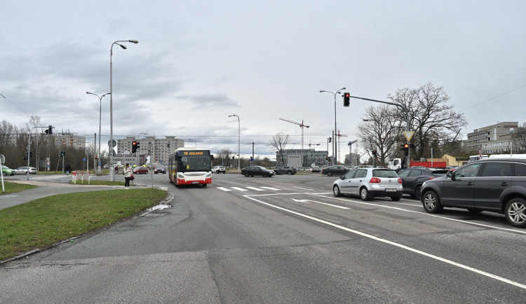V pondělí začne příprava přestavby frekventované křižovatky Mileta v Hradci Králové