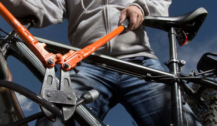 Za měsíc a půl ukradl sedm jízdních kol. V rejstříku trestů už měl osm záznamů.