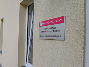 První etapa modernizace Barevných domků Hajnice skončila. Vyšla na 130 milionlů