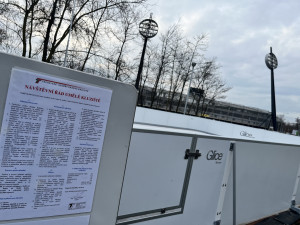 ANKETA: Kluziště u malšovického stadionu vypadá opuštěně