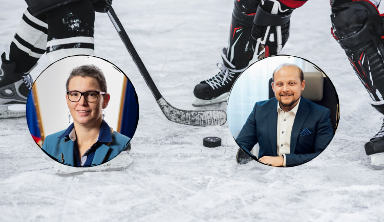 První čtvrtfinálové utkání extraligy okoření sázka mezi primátorkou a primátorem krajských metropolí.