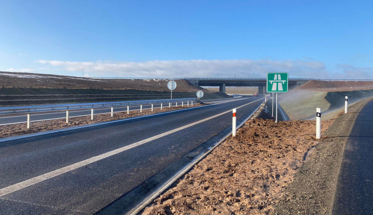 Zdržení zahájení stavby D11 z Trutnova k polské hranici může být půl roku