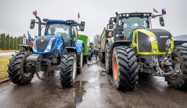 Zemědělci požadavky náměstkovi Skřivánkovi nepředali. Na setkání s nimi nepřijel