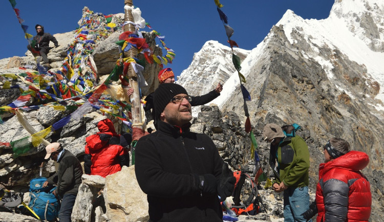Jako akademický kaplan pomáhal po evakuaci Univerzity Hradec Králové studentům řešit obavy vrátit se