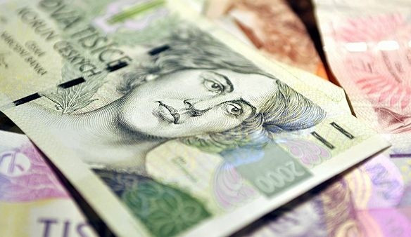 Zloděj se dostal nezamčenými dveřmi do domu a odnesl si šperky a hotovost v hodnotě čtvrt milionu