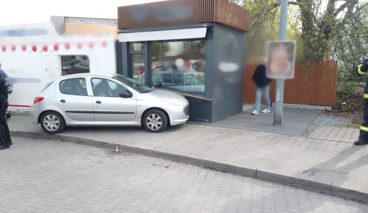 Dítě přepravené do nemocnice po nehodě na Náchodsku je mimo ohrožení života