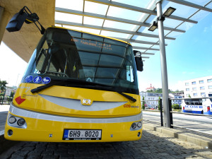 V Podkrkonoší budou jezdit nové autobusové spoje. Zlepší dostupnost na Trutnovsku a Jičínsku