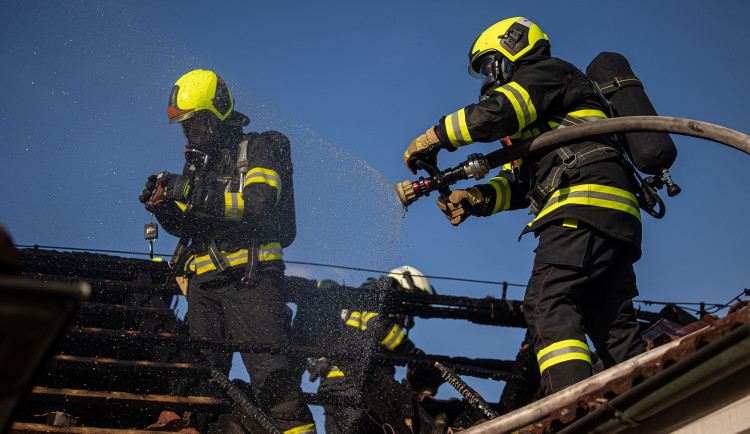 Zájem o práci profesionálních hasičů v Královéhradeckém kraji stagnuje