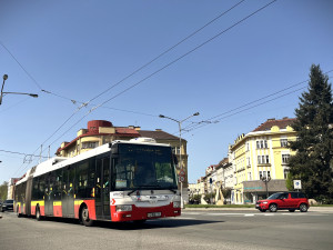 Hradec oslaví výročí trolejbusové dopravy, pošle do ulic historické vozy