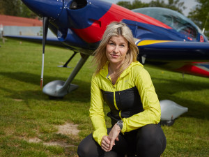 Aviatická láká na nové figury Martina Šonky i výsadek parašutistů
