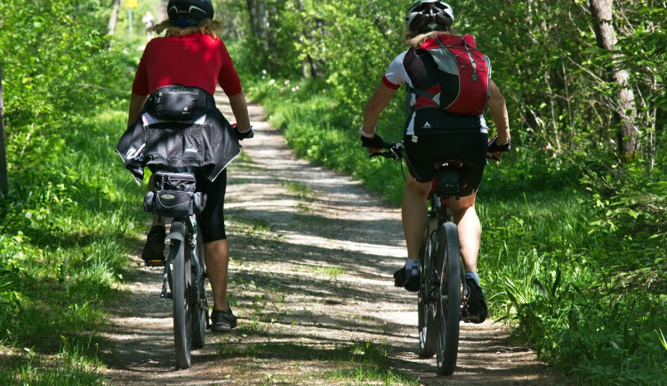 Policie usiluje o bezpečnější cyklistickou sezonu. Během loňské zemřelo 39 lidí