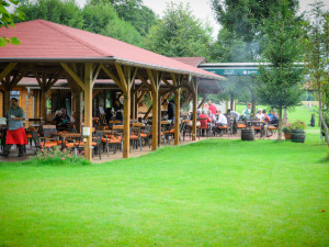 Když se setkají hráči golfu s legendami rocku. Blíží se další ročník legendárního turnaje LB Open 2024