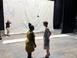 Divadlo Drak se vrátilo ze světového kongresu ASSITEJ. Zaujalo inscenací Do hajan!